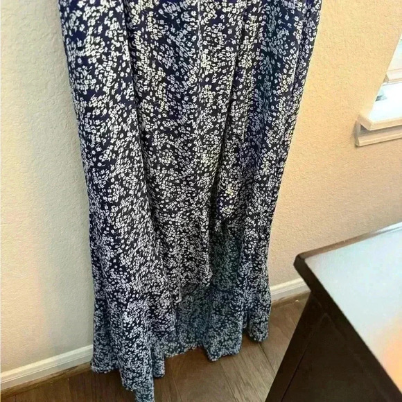 Lulu's Fleur-tation Navy Floral Midi Dress XL Smocked Split Beach Summer Ruffle - Picture 7 of 7